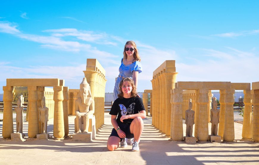 Dolphin Show & Mini Egypt